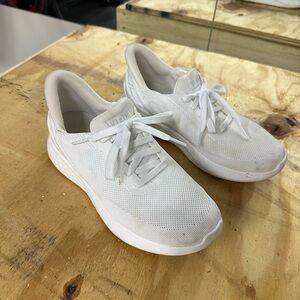 Kizik Athens - women’s size 8